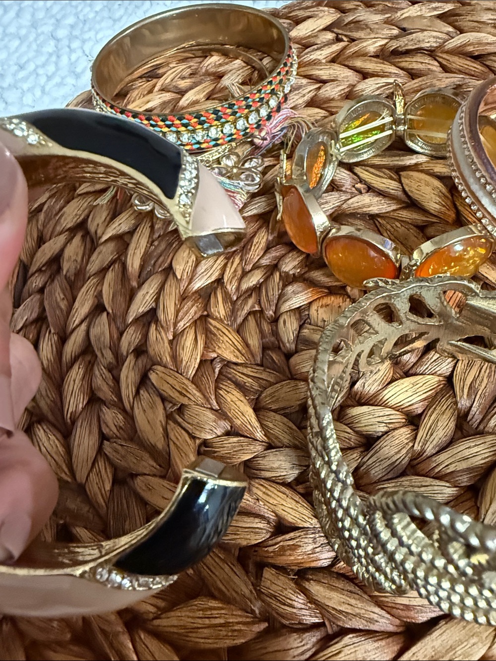 Mixed Gold-Tone, Beige-Black Multi-Accent Women’s Bangle Bracelet Bundle - Picture 5 of 14
